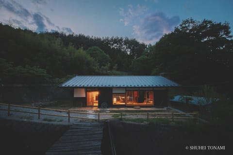 Property building, Night
