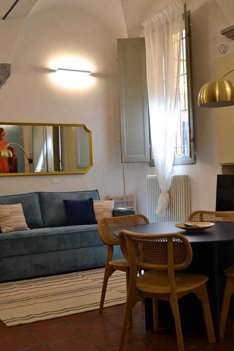 TV and multimedia, Living room, Dining area