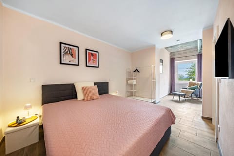 Living room, Bedroom