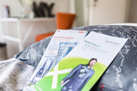 Property logo or sign, Logo/Certificate/Sign, Shopping Area