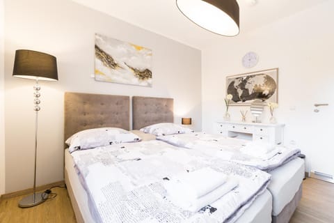 Other, Photo of the whole room, Decorative detail