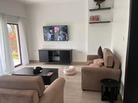 Communal lounge/ TV room, Living room