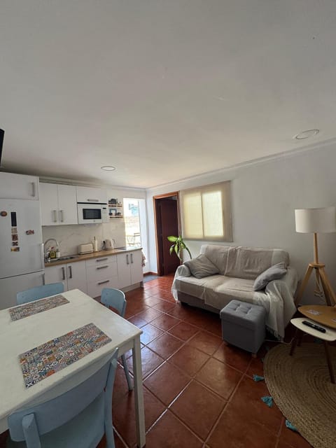 Kitchen or kitchenette, Living room, Seating area
