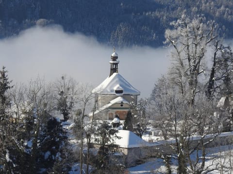 Nearby landmark, Natural landscape, Winter