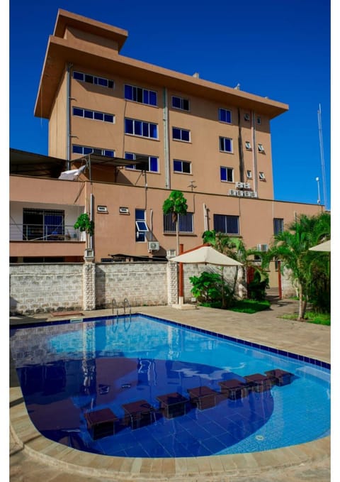 Property building, Pool view, Swimming pool, sunbed