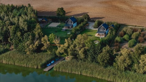 Day, Neighbourhood, Natural landscape, Bird's eye view, Lake view