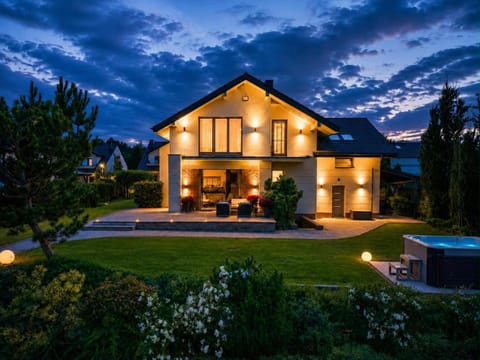 Property building, Night