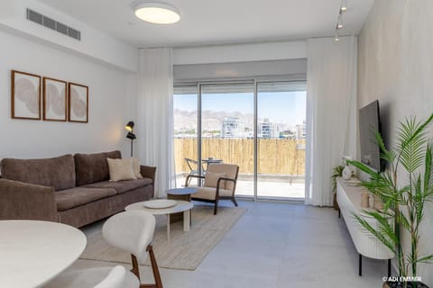 TV and multimedia, Balcony/Terrace, Living room, Seating area, City view