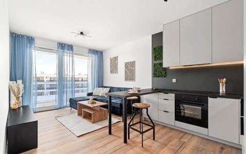 Kitchen or kitchenette, Seating area, pet friendly, stove