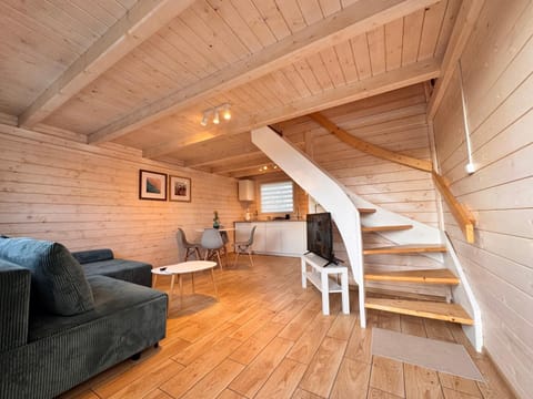 Living room, Seating area, Dining area, kitchen