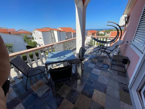 View (from property/room), Balcony/Terrace, Sea view