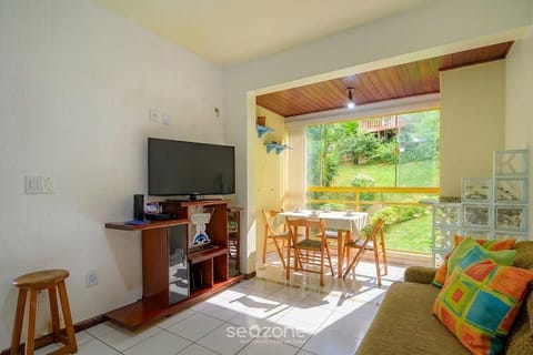 TV and multimedia, Living room, Dining area