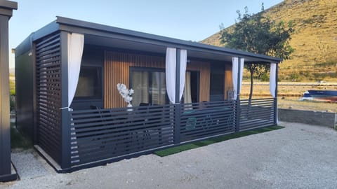 Property building, Natural landscape