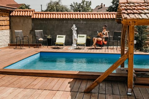 Swimming pool, sunbed