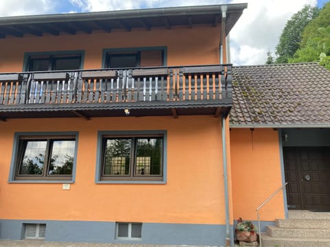 Property building, View (from property/room), Balcony/Terrace