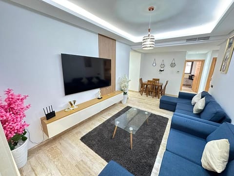 Communal lounge/ TV room, TV and multimedia, Living room