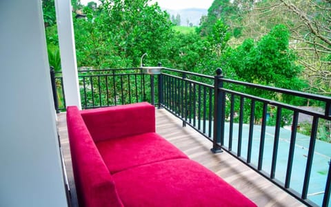 Natural landscape, View (from property/room), Balcony/Terrace, Seating area