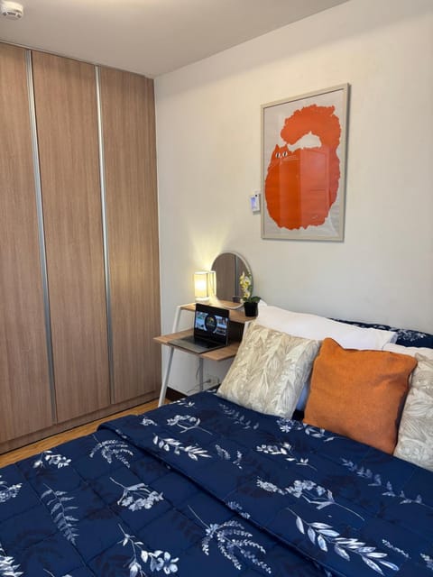 Bed, Bedroom, wardrobe