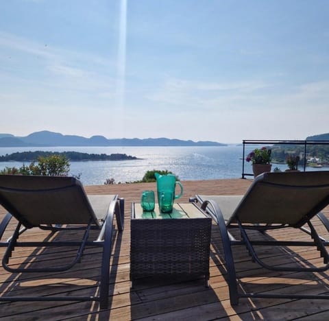 Patio, View (from property/room), Balcony/Terrace, Sea view, sunbed