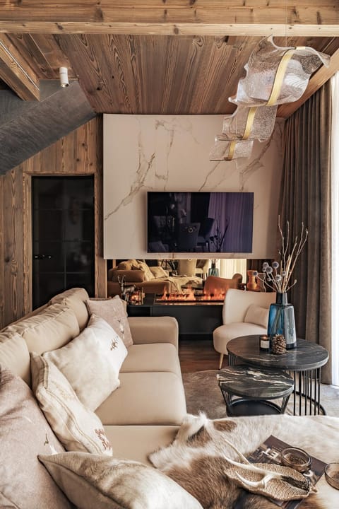 Living room, Seating area