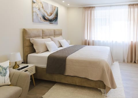 Seating area, Bedroom