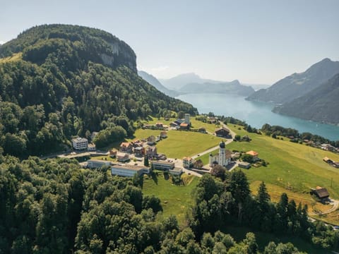 Property building, Bird's eye view, Mountain view