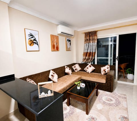 Living room, Photo of the whole room