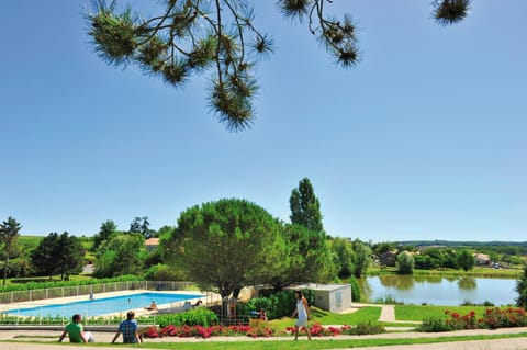 View (from property/room), Lake view, Pool view