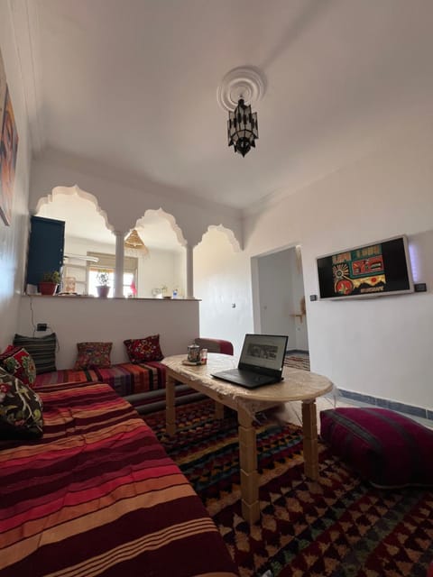 Communal lounge/ TV room, TV and multimedia, Living room, Seating area