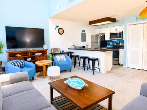 Communal lounge/ TV room, TV and multimedia, Seating area