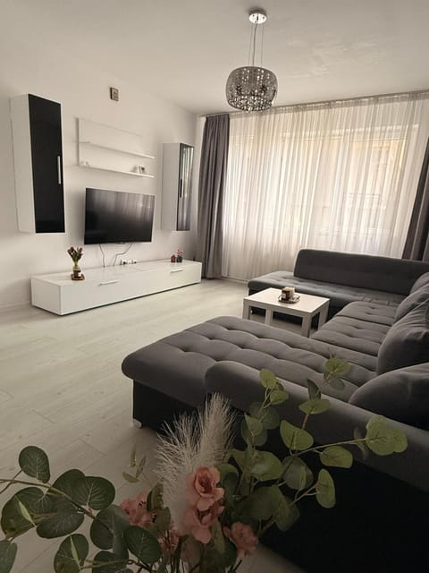 TV and multimedia, Seating area