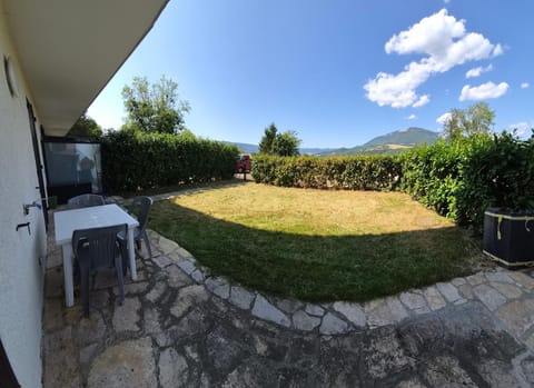 Garden, Garden, Balcony/Terrace