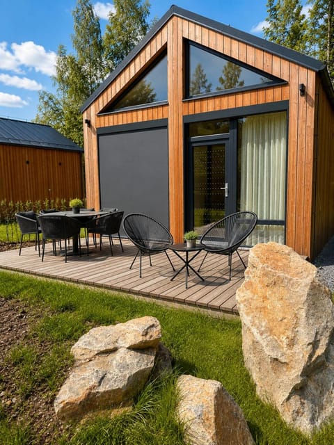 Property building, Balcony/Terrace, Garden view