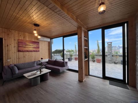 View (from property/room), Balcony/Terrace, Living room
