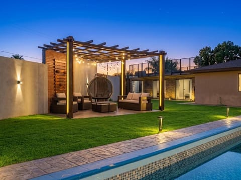 Property building, Patio, Day, Night, Natural landscape, Garden, Garden view, Pool view, Swimming pool, sunbed