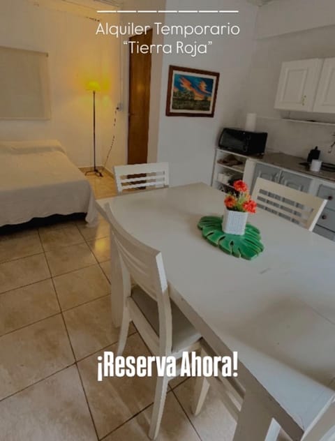 Bed, Kitchen or kitchenette, Photo of the whole room, Dining area, Bedroom