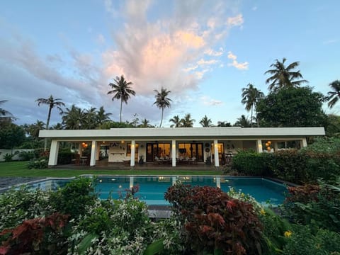 Property building, Garden, Garden view, Pool view, Swimming pool