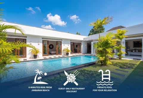 Property building, Day, Swimming pool, Swimming pool