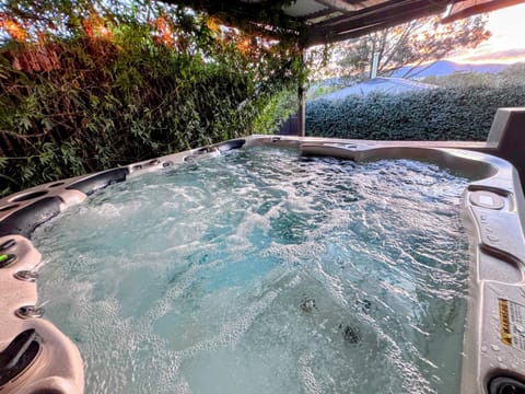 Natural landscape, Hot Tub