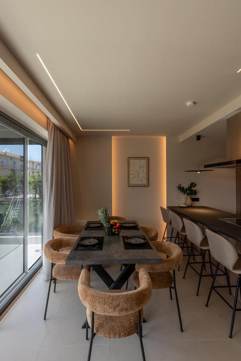 Living room, Seating area, Dining area