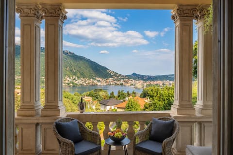 Nearby landmark, Natural landscape, Balcony/Terrace, City view, Lake view, Mountain view