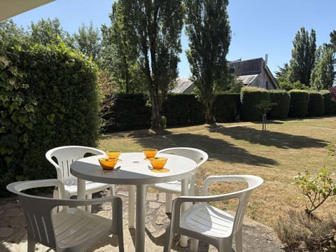 Patio, Balcony/Terrace, Dining area, Garden view