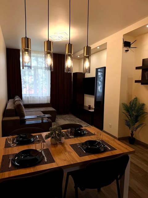TV and multimedia, Seating area