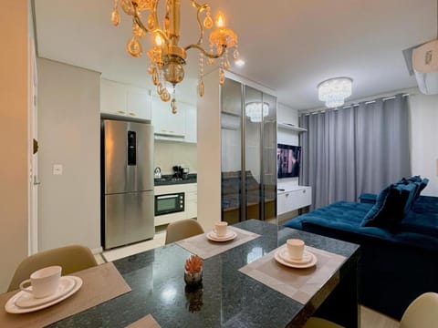 TV and multimedia, Kitchen or kitchenette, Living room, Dining area
