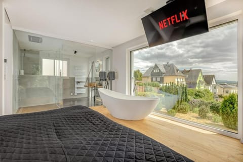 TV and multimedia, Bedroom