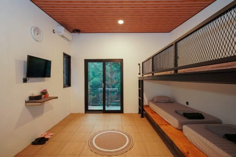 Bed, Bedroom, bunk bed