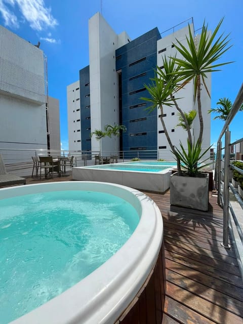 Day, Hot Tub, Hot Tub, View (from property/room), Pool view, Swimming pool, Swimming pool