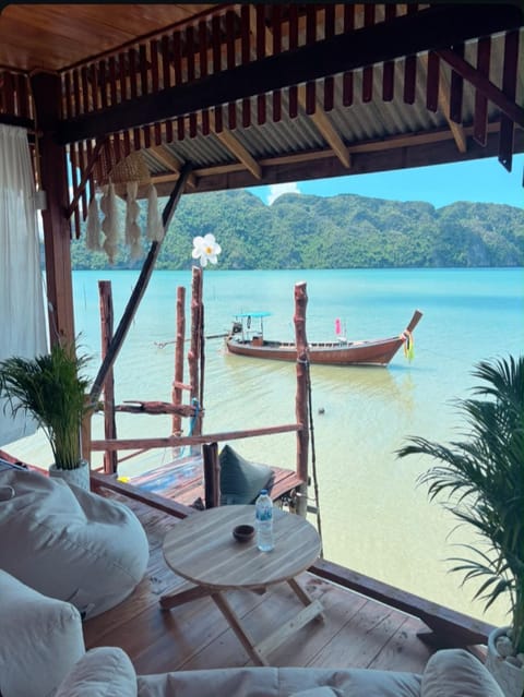 Patio, Day, Natural landscape, View (from property/room), Balcony/Terrace, Balcony/Terrace, Living room, Seating area, Mountain view, River view, Sea view