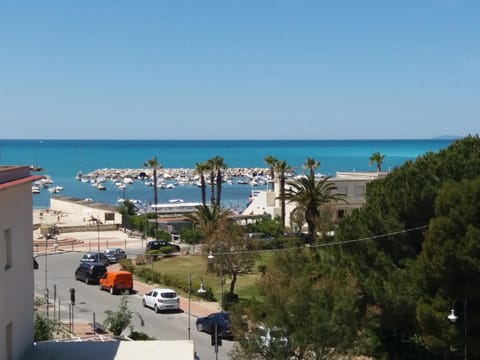 Property building, Photo of the whole room, Sea view, Sea view