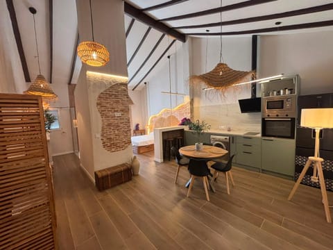 Kitchen or kitchenette, Living room